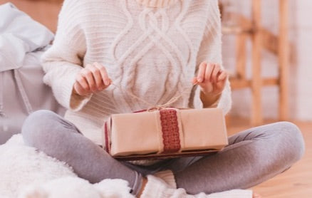 Top 5 Gifts for Friends For Christmas 2021