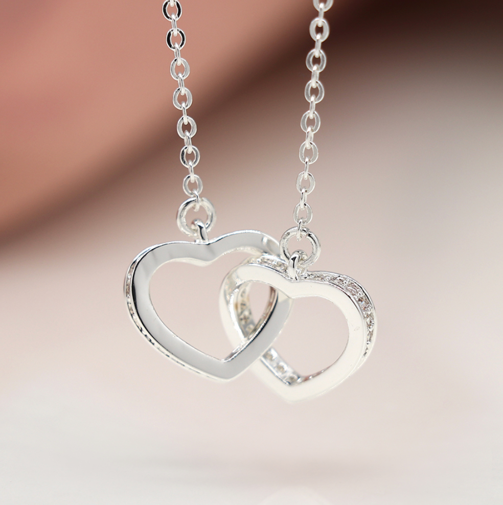 Heartfelt Sparkle: Find Your Perfect Heart-Themed POM Jewellery