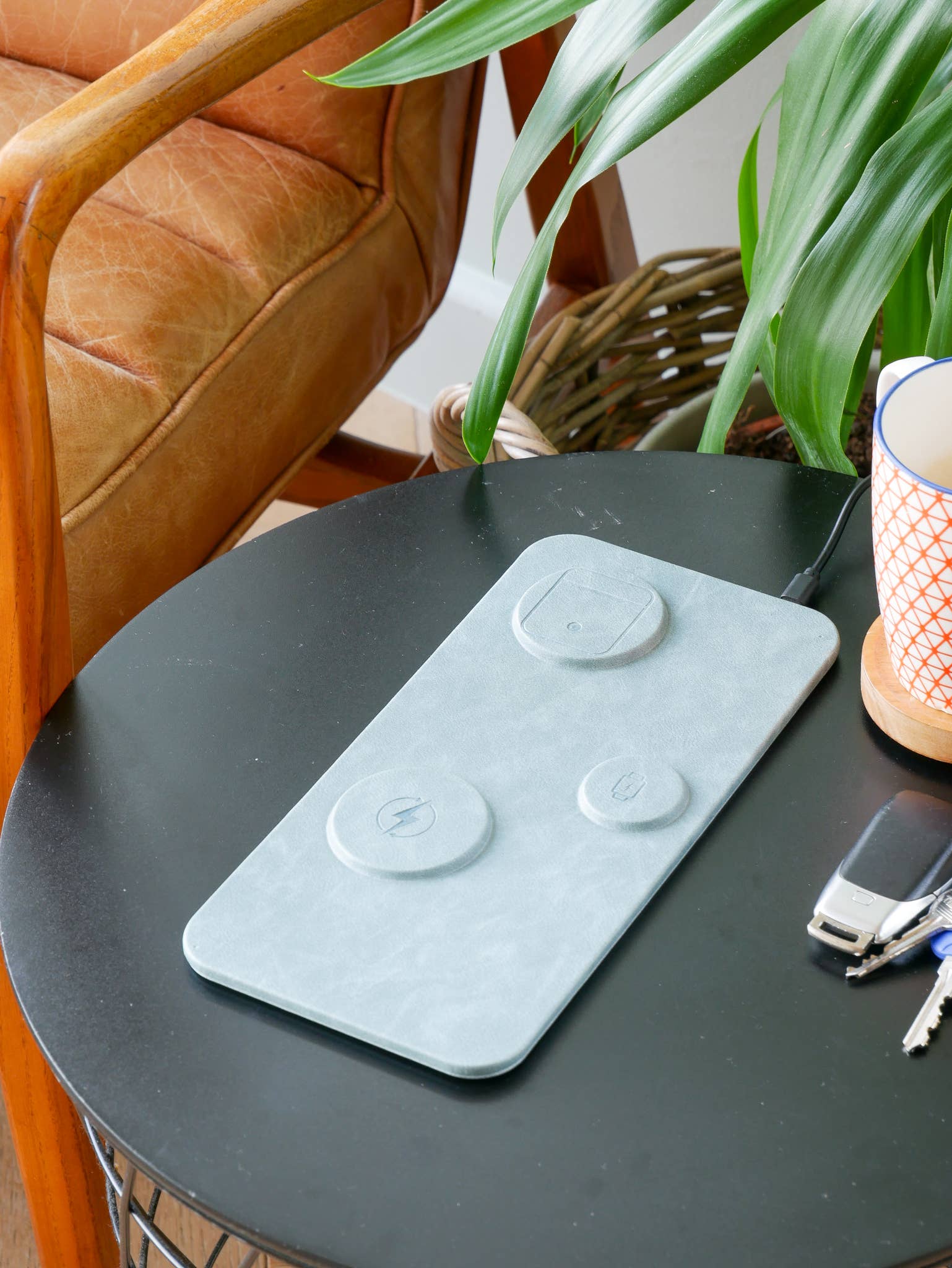 Steepletone UK Ltd - 3 in 1 Wireless Charging Pad PU Leather: Grey