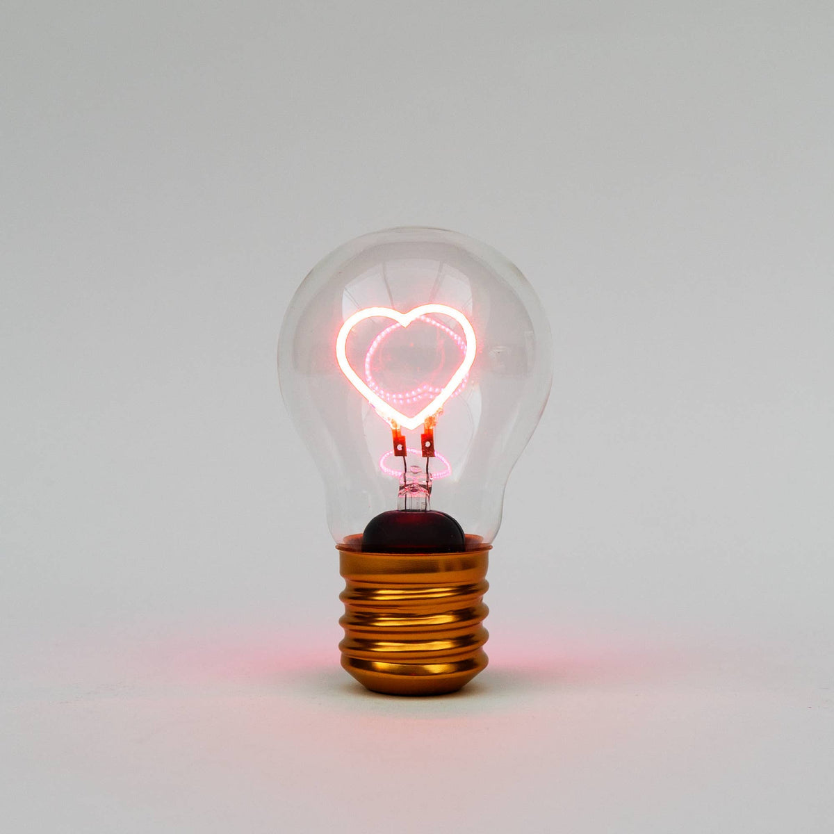SUCK UK - Cordless Heart Lightbulb - Rechargeable and sexy