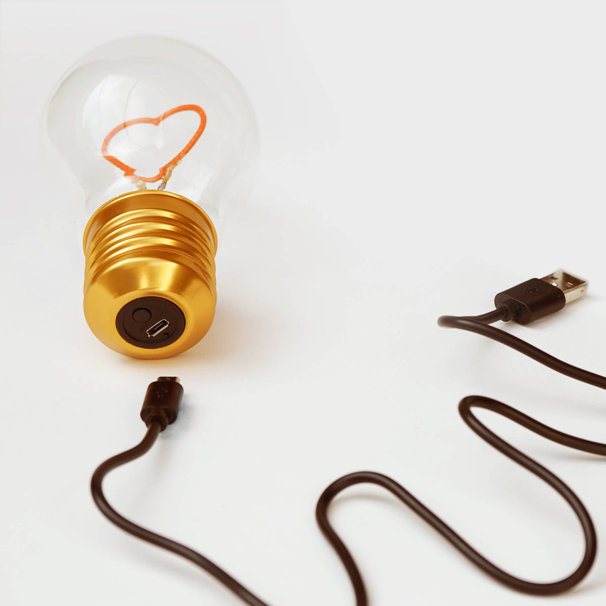 SUCK UK - Cordless Heart Lightbulb - Rechargeable and sexy