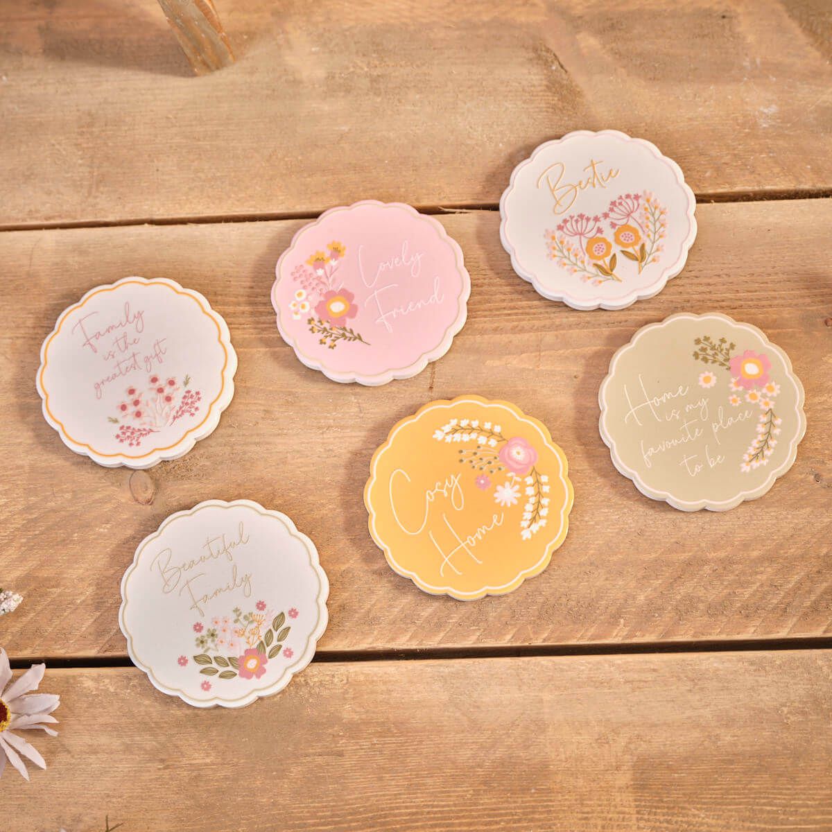 Ditsy Floral Scalloped Edge Ceramic Coaster