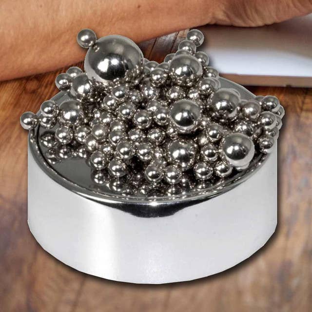 Magnetic Spheres Desk Sculpture