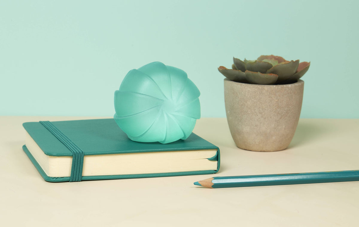 SPEKS Gump Surface - The Memory Gel Stress Ball: Dew Burst