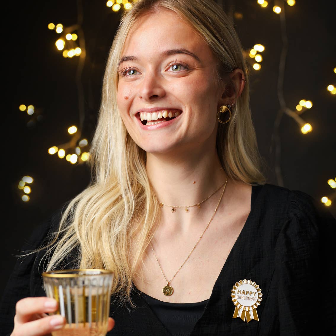 Talking Tables - Gold Enamel "Happy Birthday" Pin Badge | Birthday Badges |