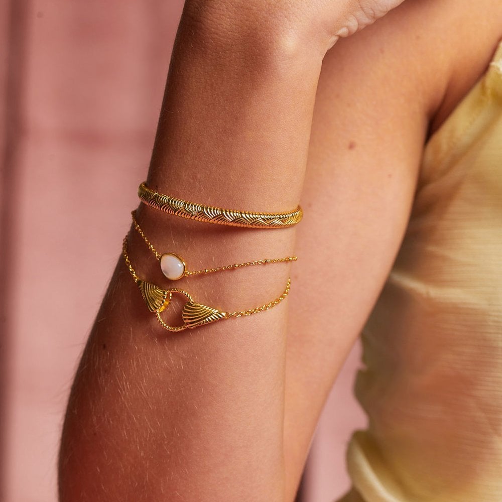 Hot Diamonds Golden Edit Mother of Pearl Calm Bracelet