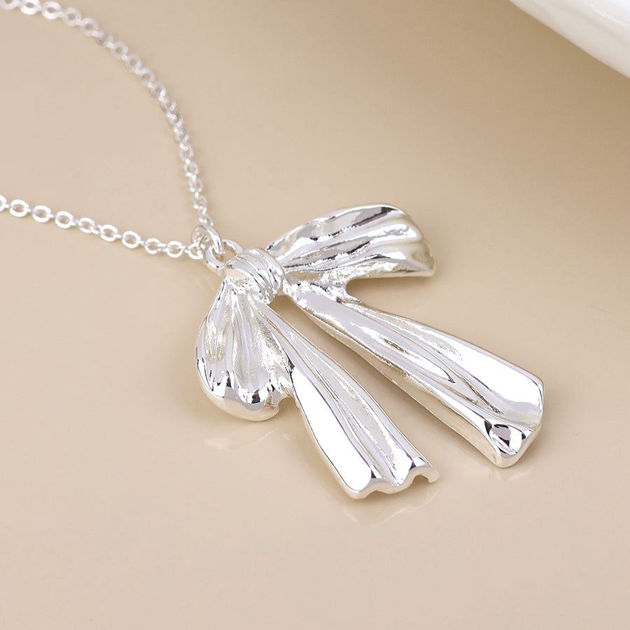 POM Colette Silver-Plated polished bow necklace