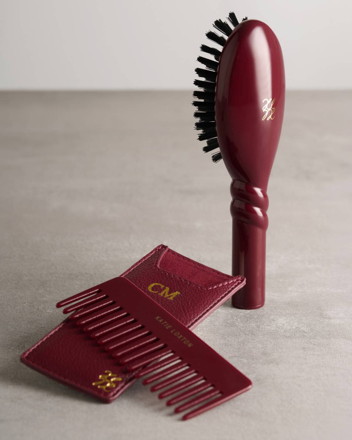 Katie Loxton Boxed Hairbrush & Case Set - Cherry