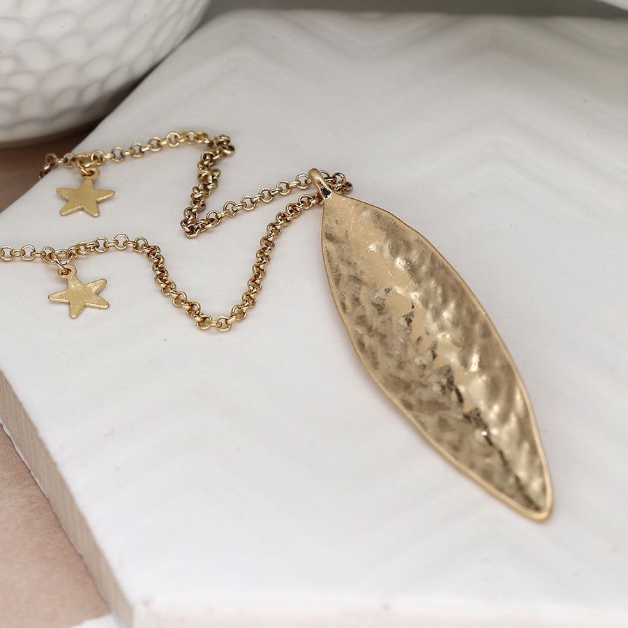 POM Worn Faux Gold Hammered Long Leaf Necklace with Stars on Chain