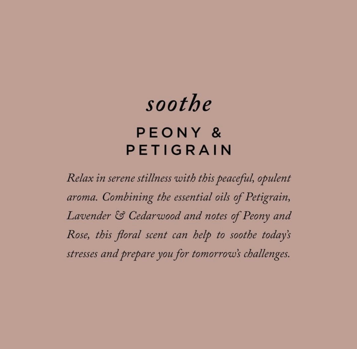 The Aromatherapy Co Therapy Range Soothe Petitgrain & Peony Candle