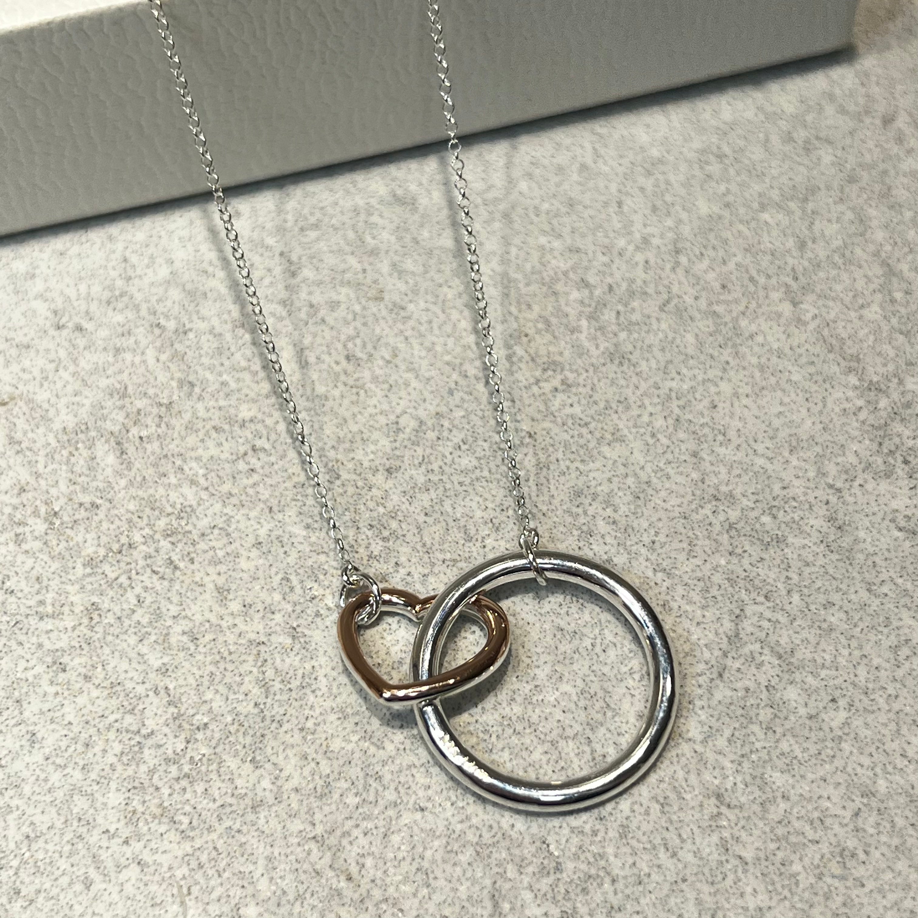 Unique Silver RG Circle & Heart Necklace