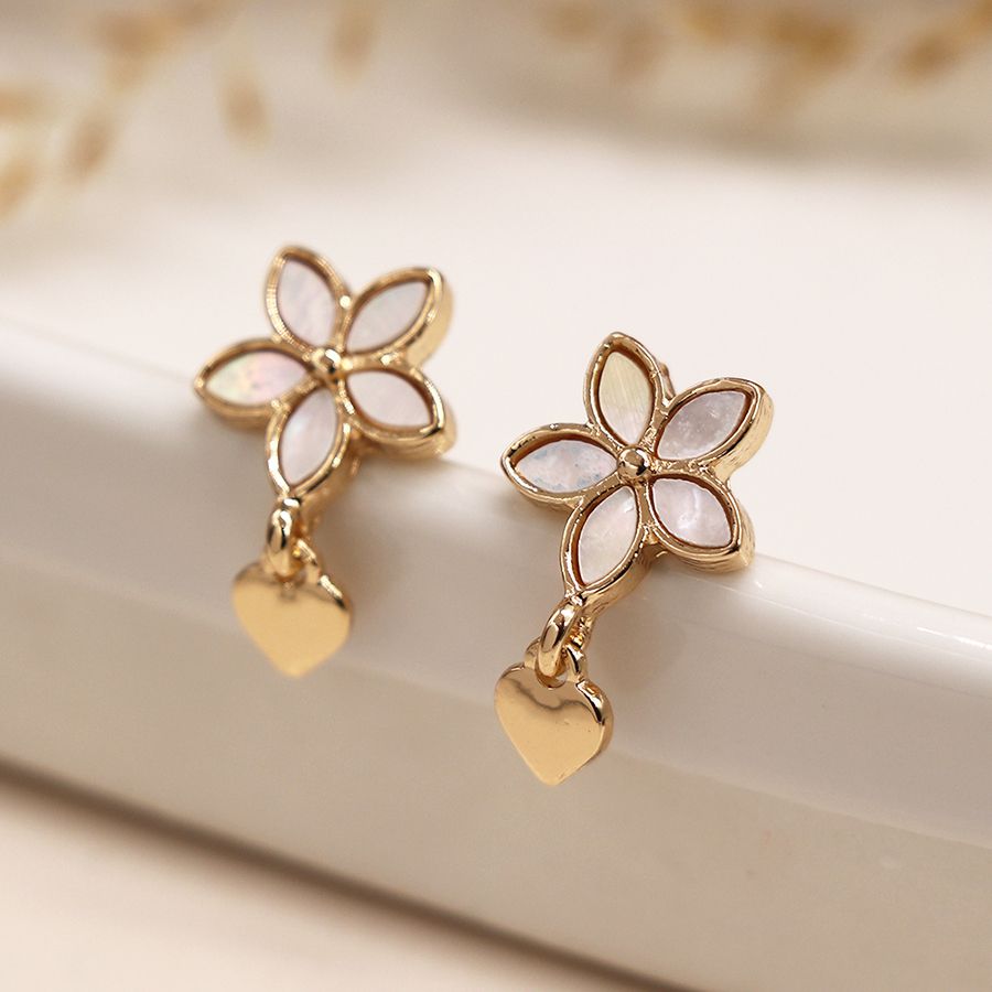 POM Golden shell inset flower and heart charm earrings