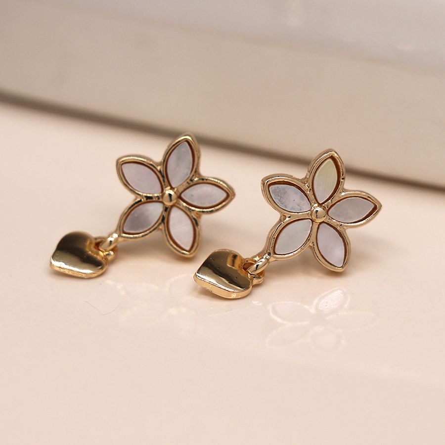 POM Golden shell inset flower and heart charm earrings