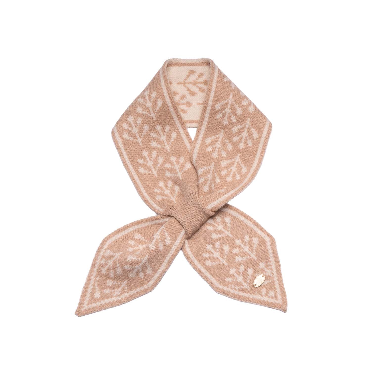 Loxley Lane Caramel Small Pull-Through Mistletoe