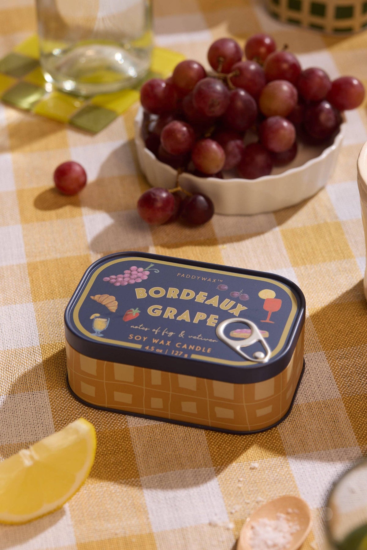 Designworks Collective - Paddywax Bistro 4.5oz/127g Grapes Printed Tin Candle - Bordeaux Grape