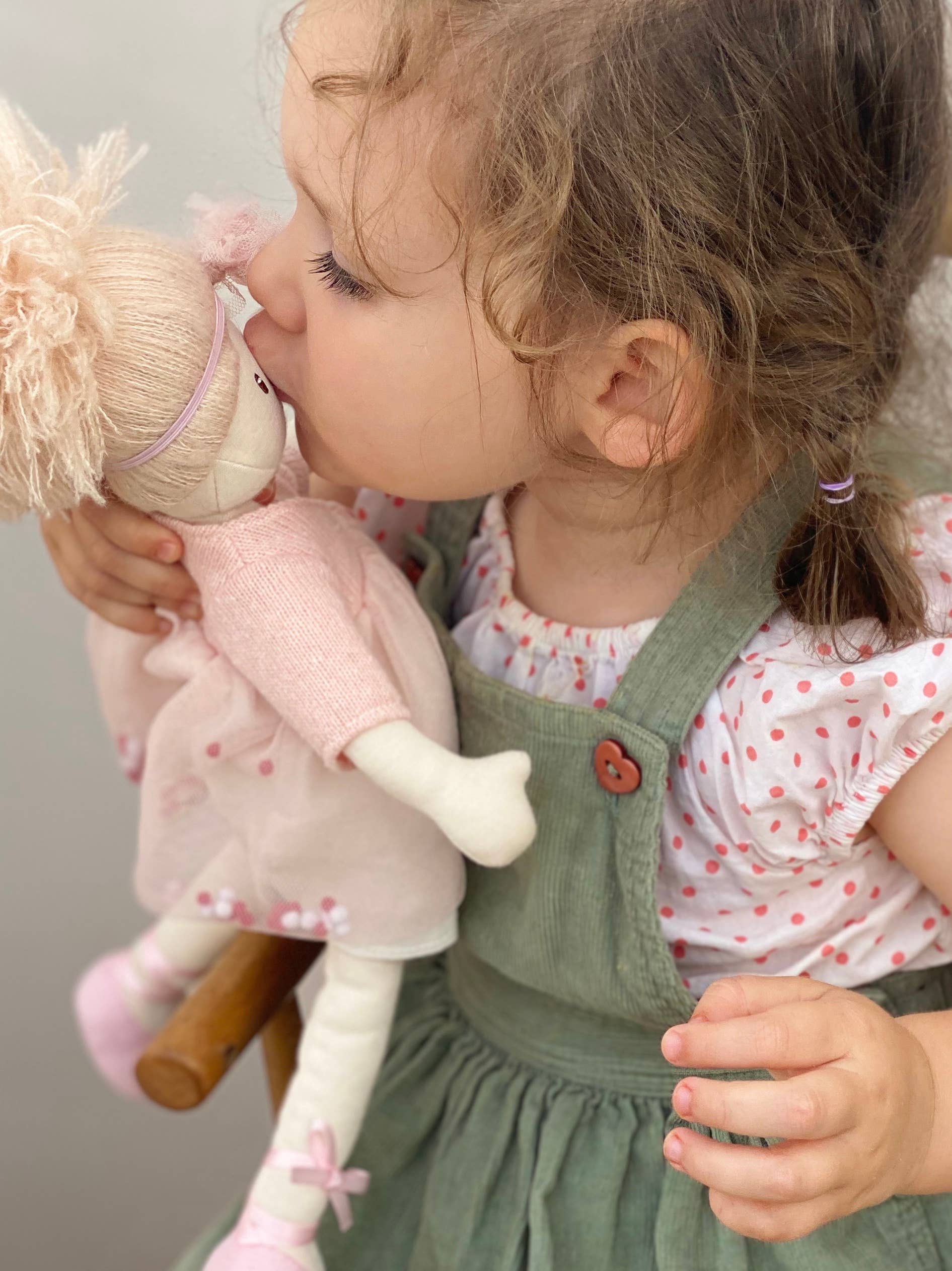 ThreadBear Design - ThreadBear Amelie Rag Doll