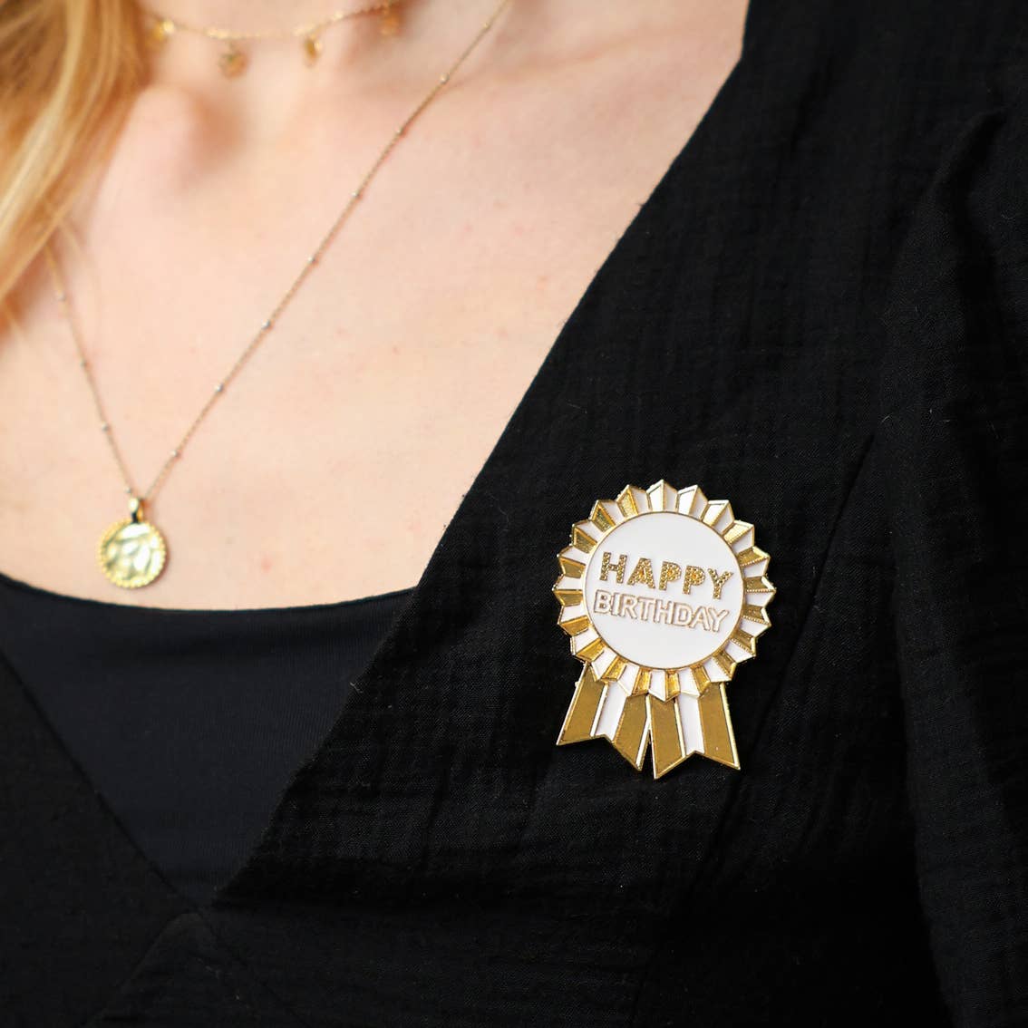 Talking Tables - Gold Enamel "Happy Birthday" Pin Badge | Birthday Badges |