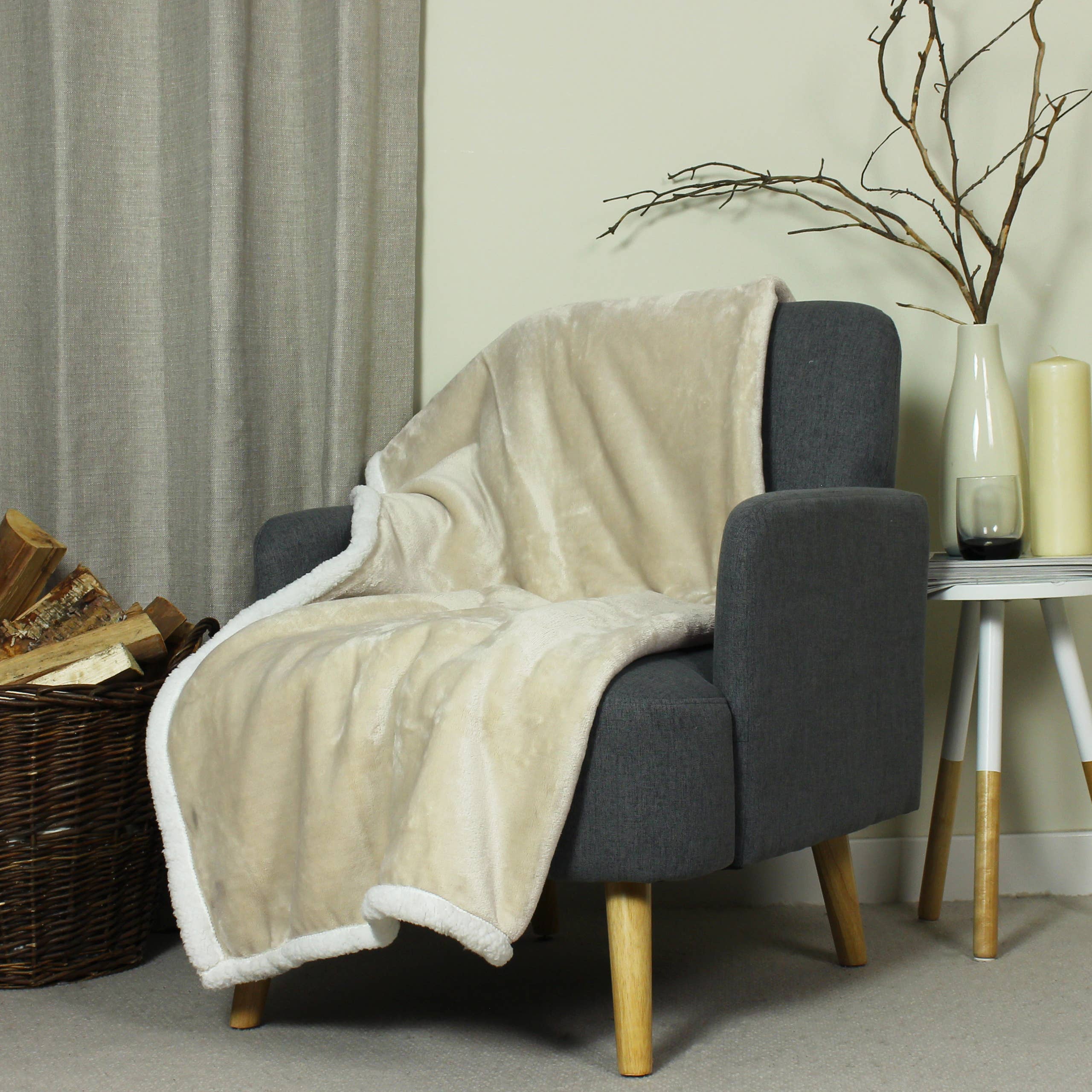Lux Sherpa Fleece Throw Natural: Natural / 140 x 180cm