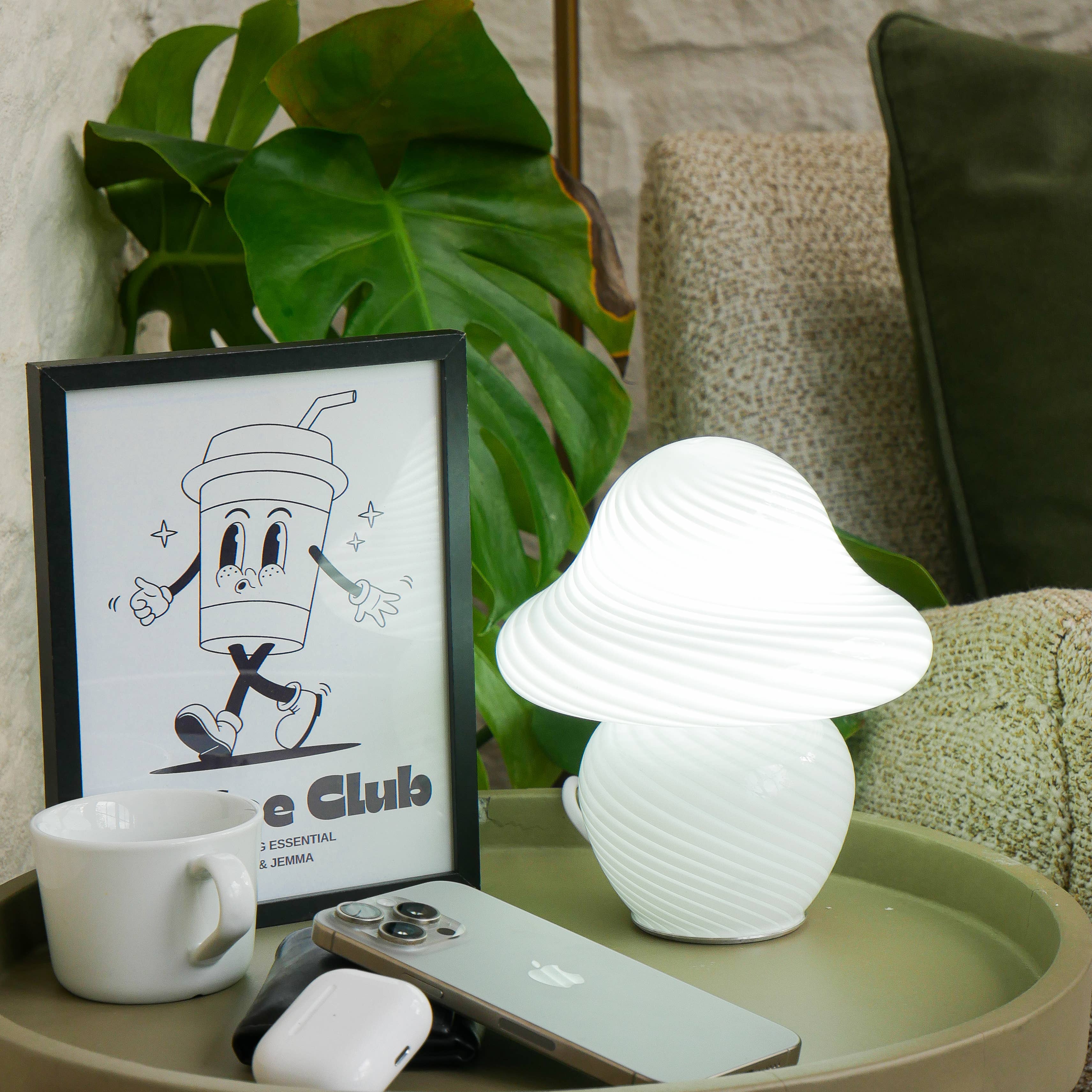 Steepletone UK Ltd - Shroom Shine - Mushroom Shaped Table Lamp: Pink