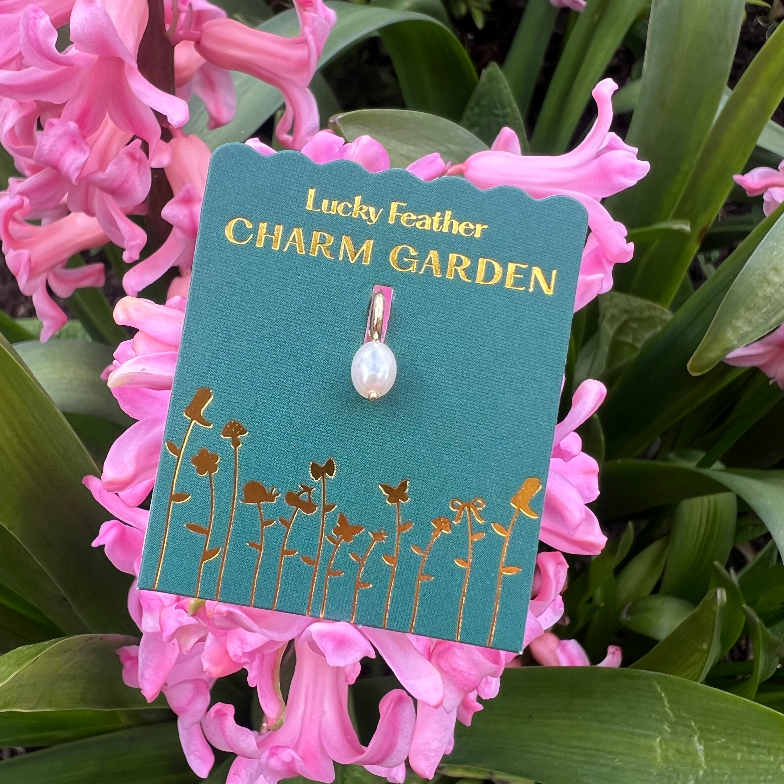 Lucky Feather - Charm Garden - Pearl Charm - Gold