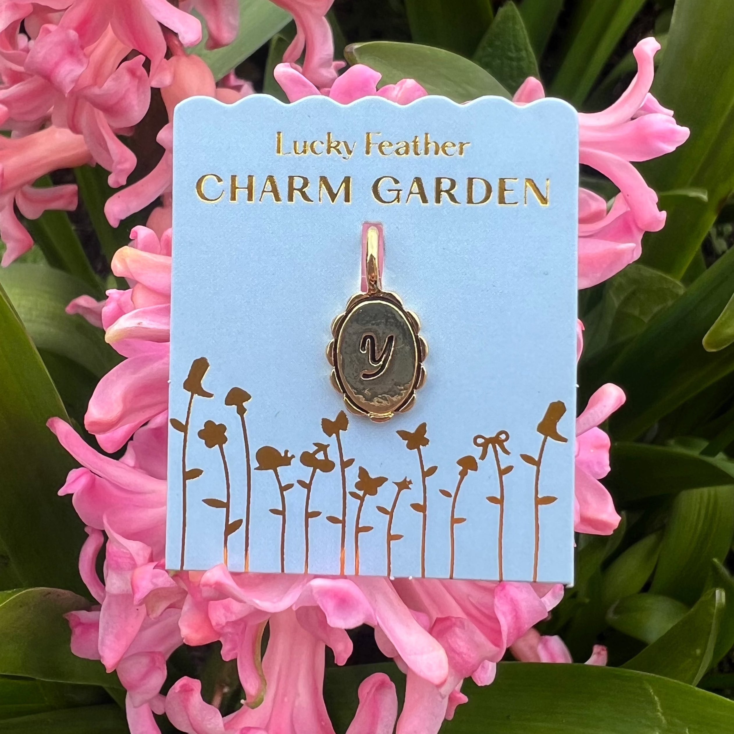 Lucky Feather - Charm Garden - Scalloped Initial Charm - Gold - Y