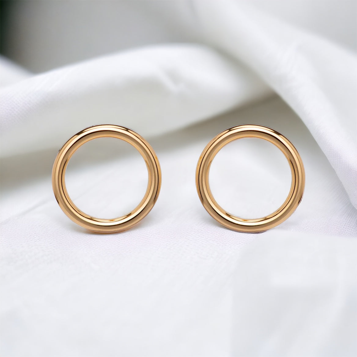 Unique & Co Gold Plated Sterling Silver Circle Stud Earrings