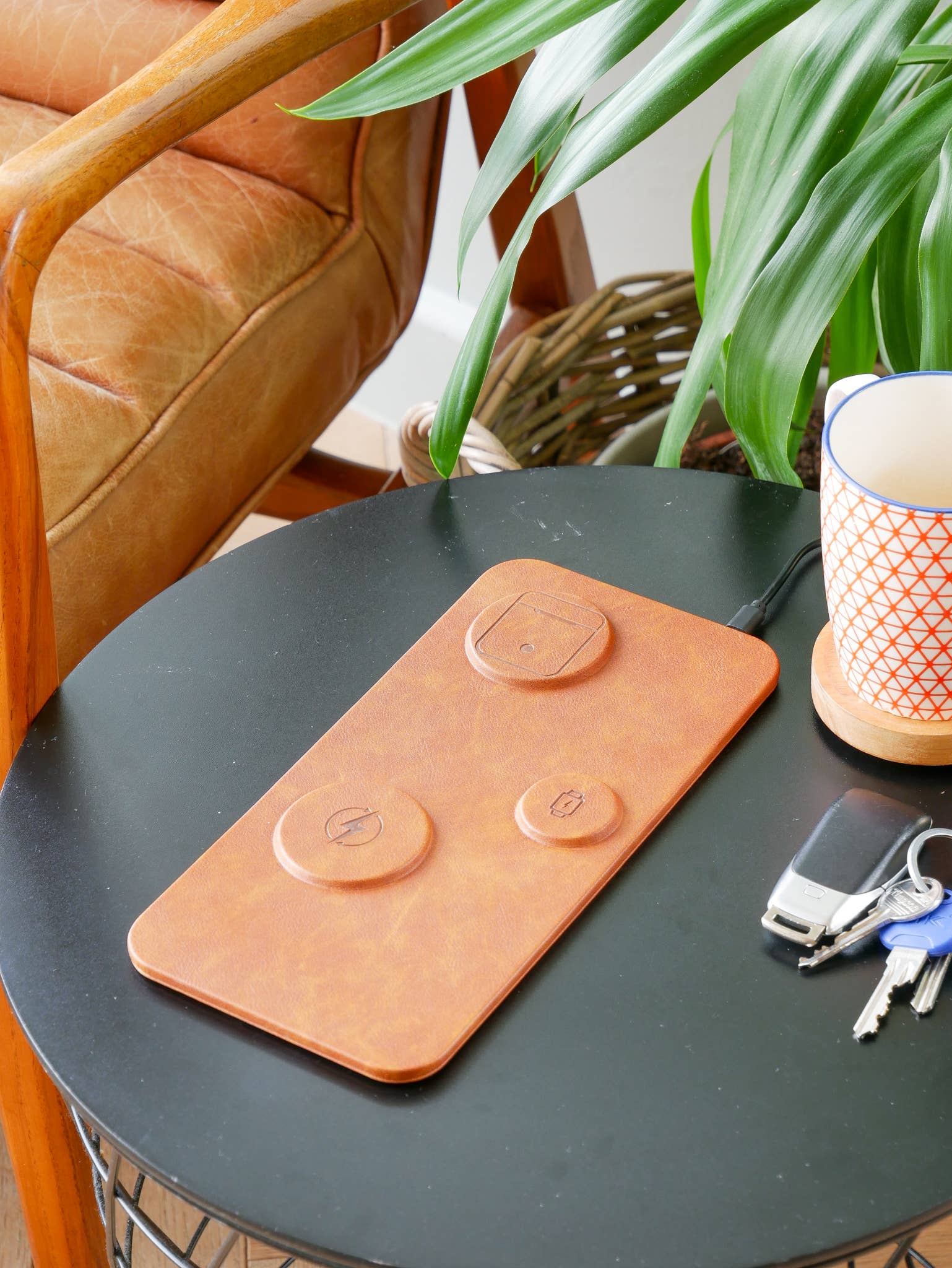 Steepletone UK Ltd - 3 in 1 Wireless Charging Pad PU Leather: Grey