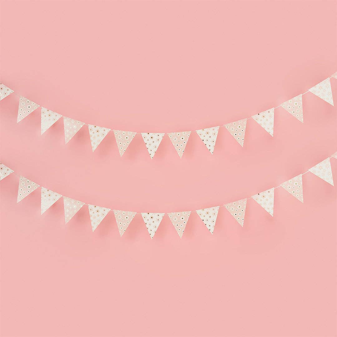 Hootyballoo by Club Green - Daisy Paper Bunting 5 Metre - More Than Just a Gift | Narborough Hall