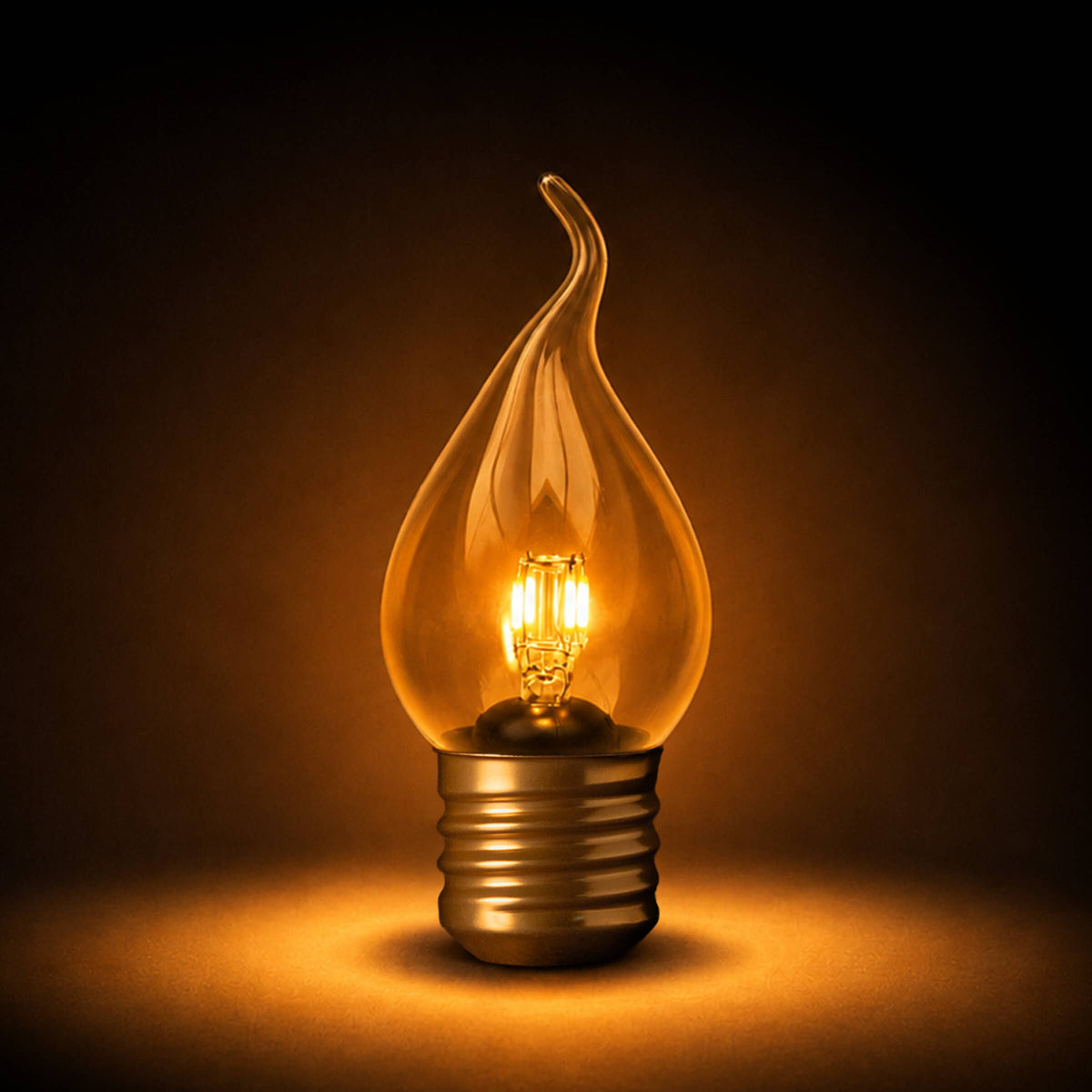 SUCK UK - Cordless Flame Lightbulb - Kitsch, flickering effect