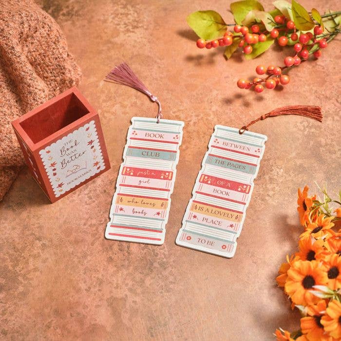 Cosy Chapter Wood Bookmark 2 Asstd With Pot Of 36