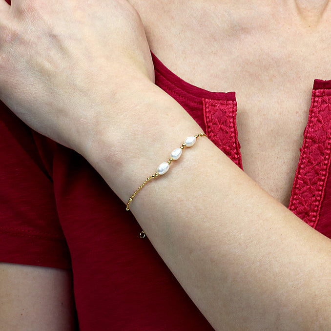 Gold Plated Sterling Silver Trip Pearl Bracelet