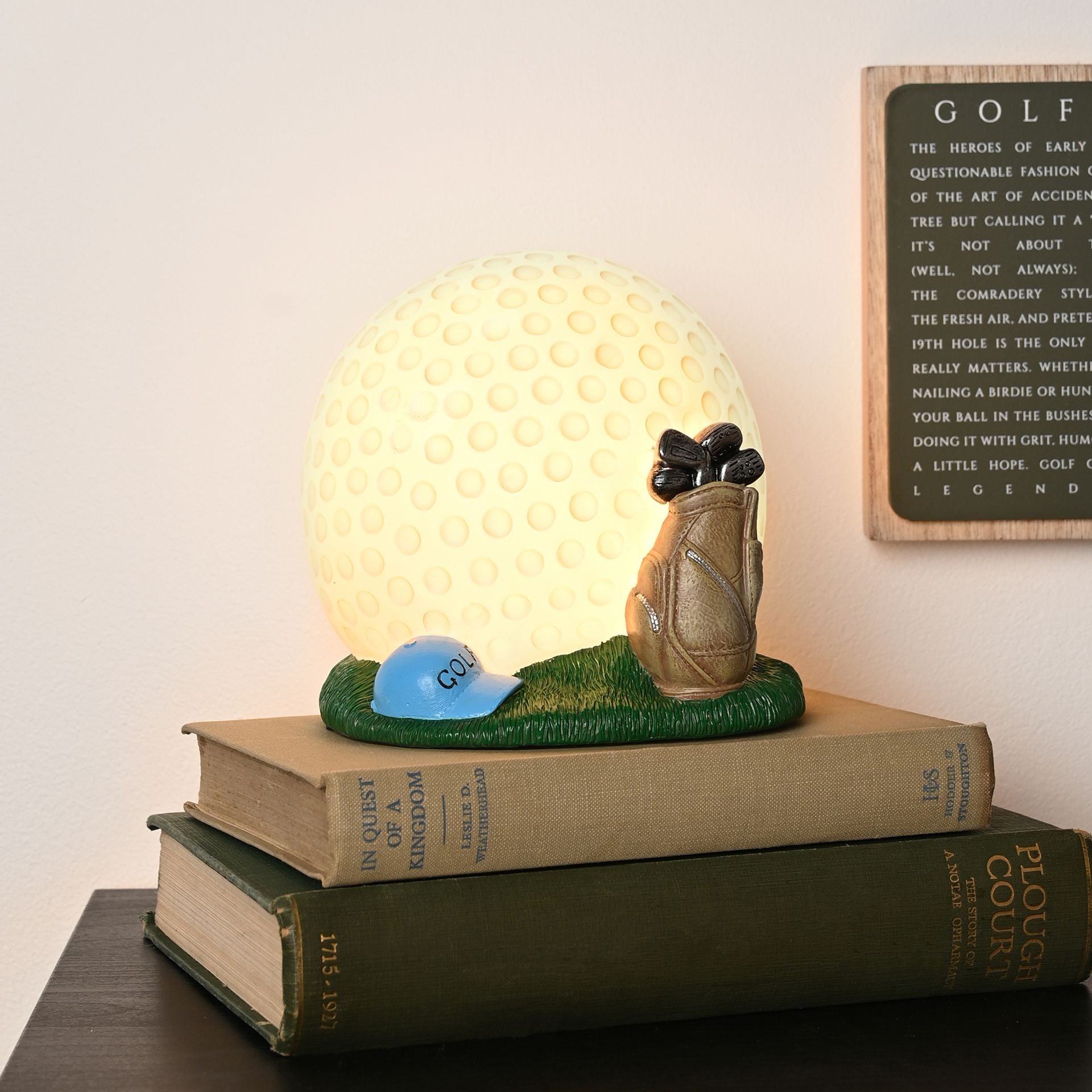 Hobbies Golf Ball Shaped USB Table Lamp