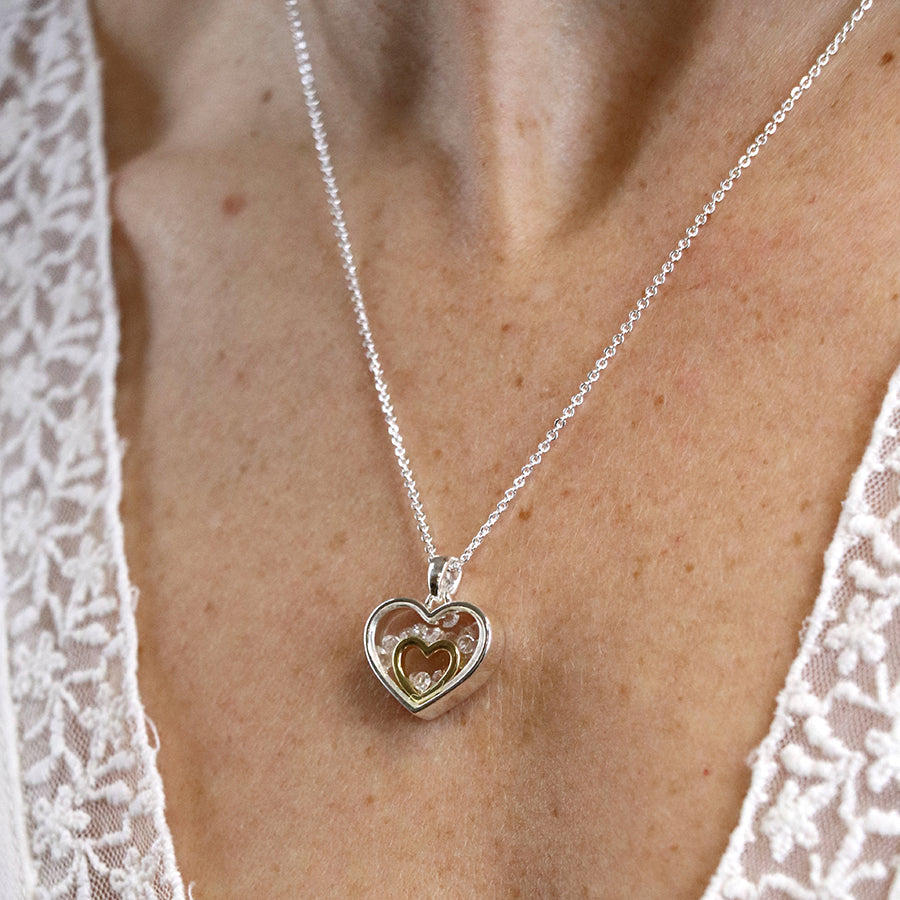 ★PEARLY MORE★ small bee heart necklace Shell Heart and Bee Charm Necklace in Gold | Lisa Angel