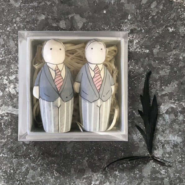 East of India Boxed Groom & Groom