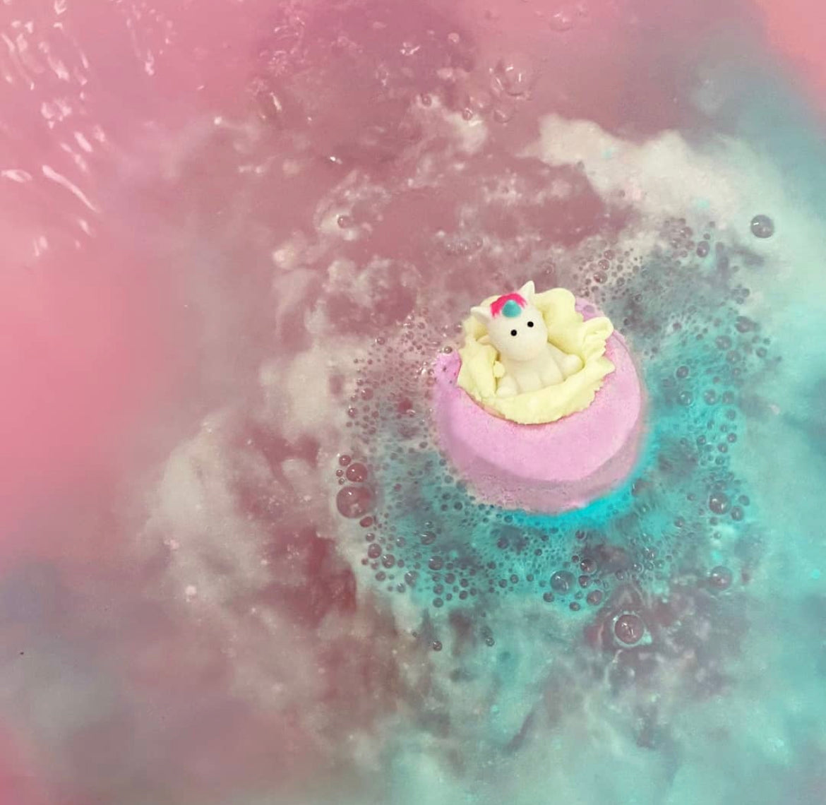 Bomb Cosmetics Born To Be A Unicorn Bath Blaster